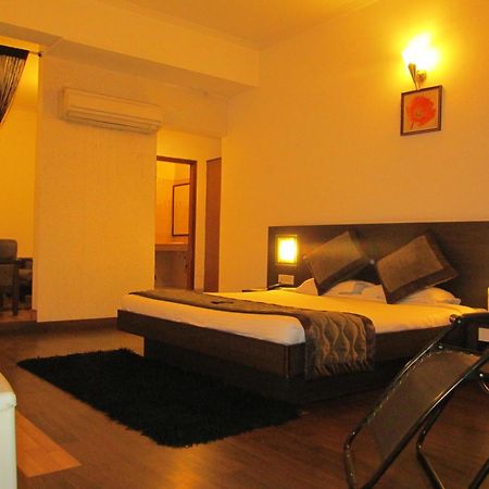 Mg Regency Hotel Baddi Buitenkant foto