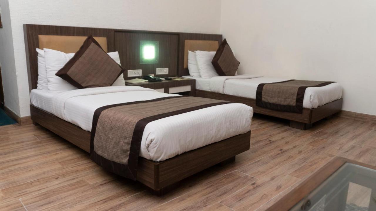 Mg Regency Hotel Baddi Buitenkant foto