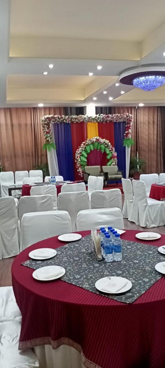 Mg Regency Hotel Baddi Buitenkant foto