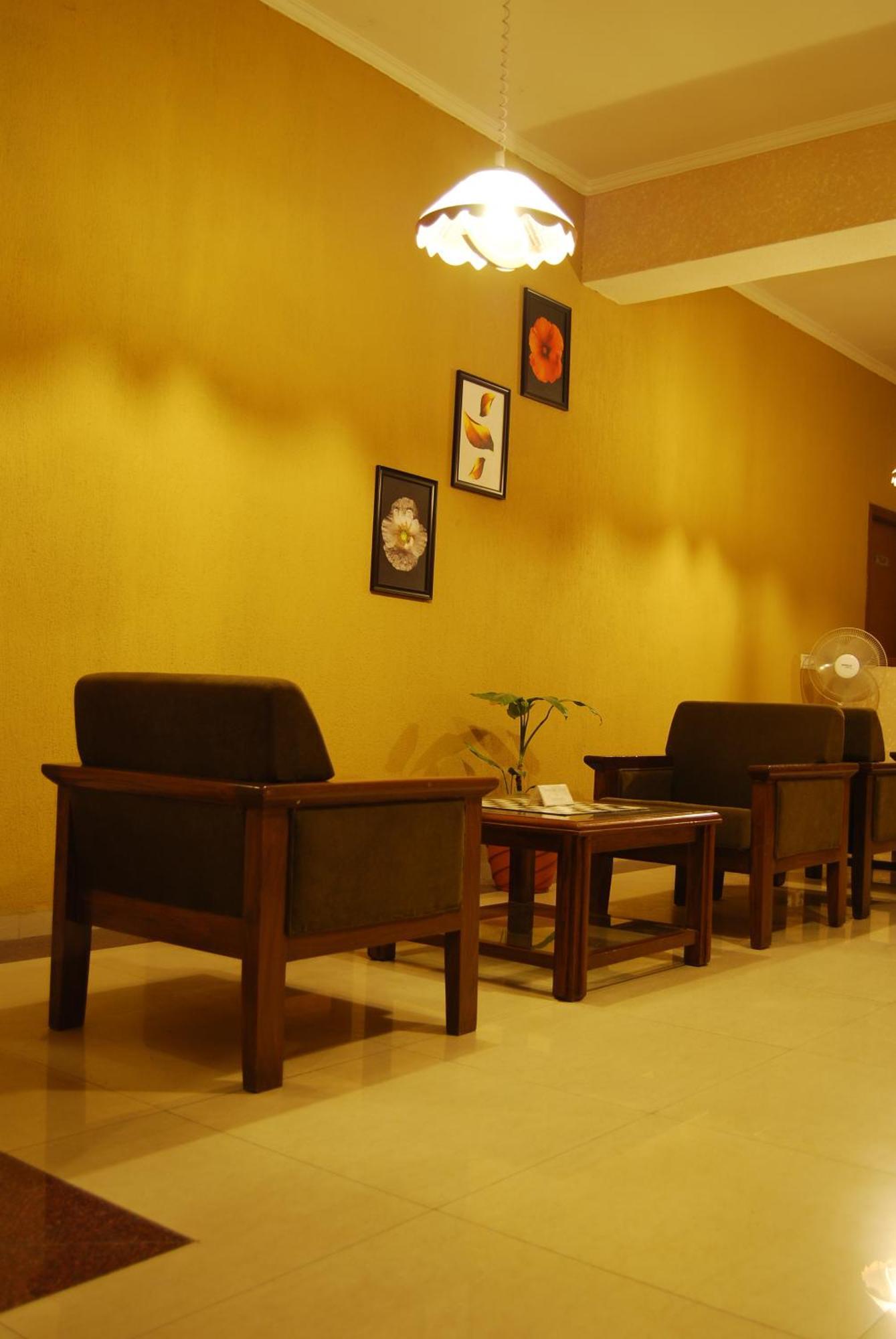 Mg Regency Hotel Baddi Buitenkant foto