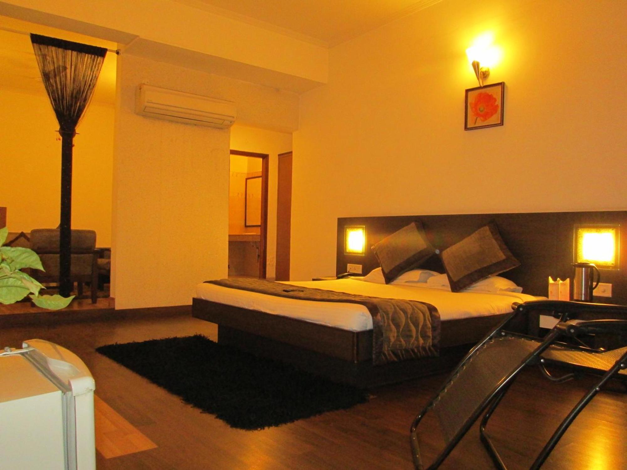 Mg Regency Hotel Baddi Buitenkant foto
